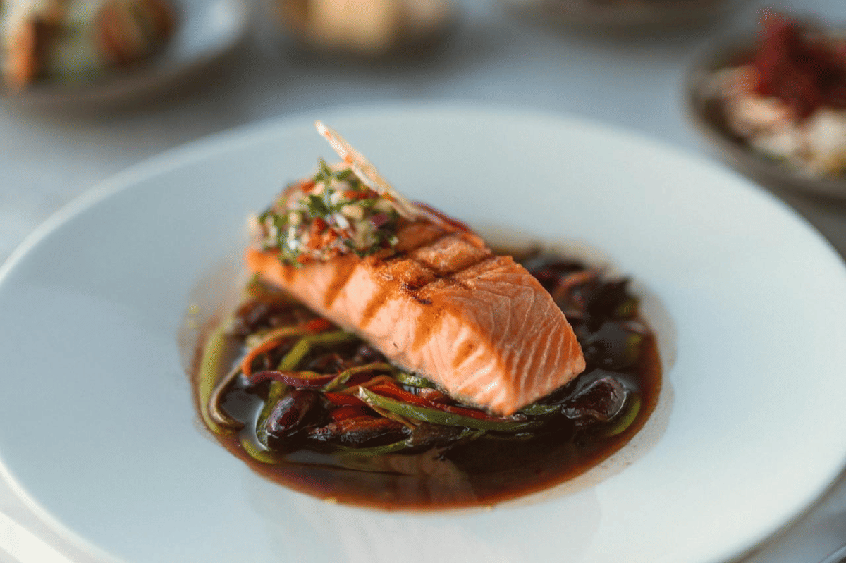 ilustrasi miso butter salmon