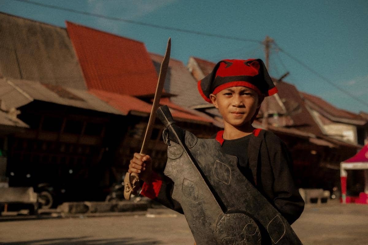 ilustrasi benda pusaka Indonesia