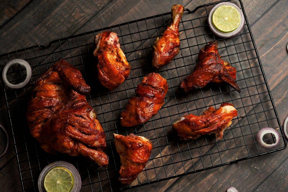 ilustrasi ayam bakar kecap klasik