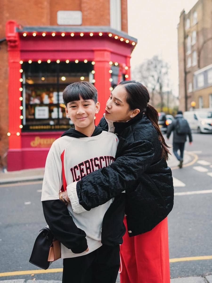 Rafathar saat liburan ke London