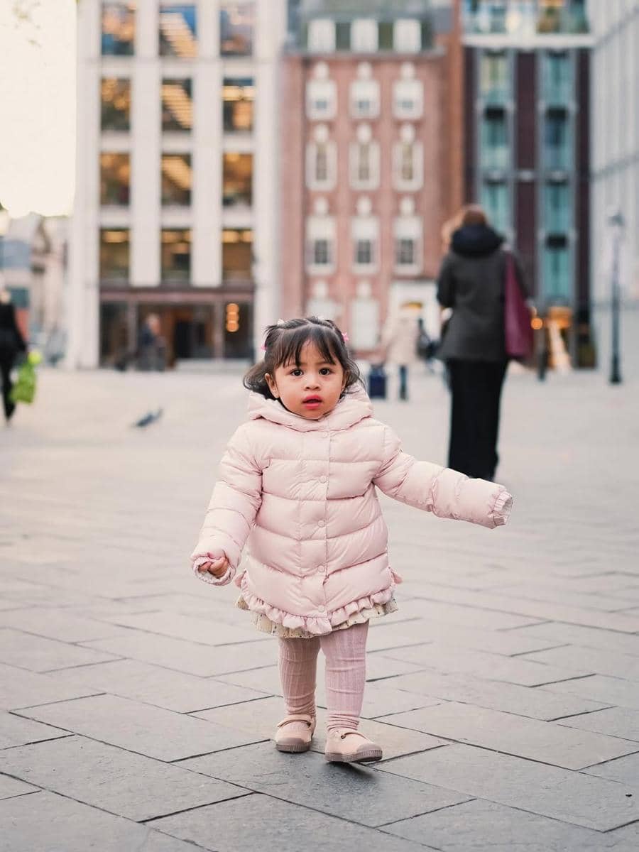 Ranaima saat pertama kali liburan di London.