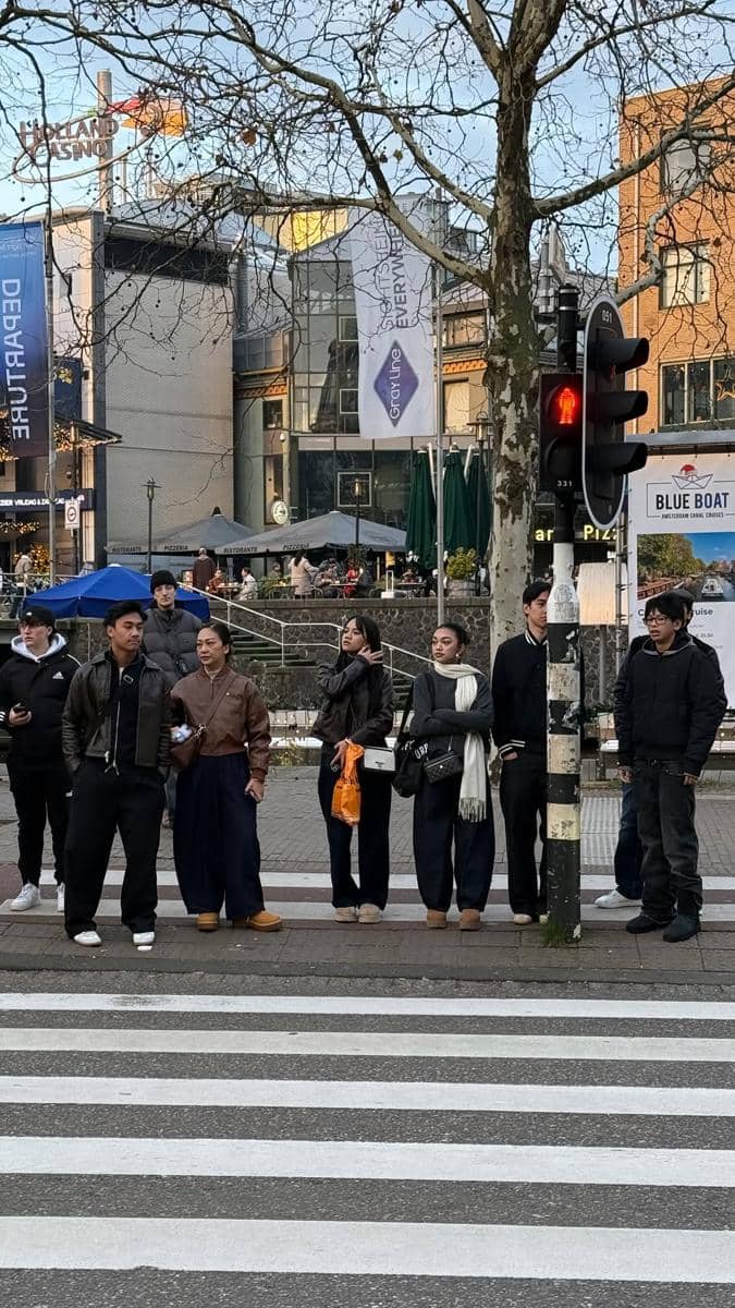 Keluarga Riafinola memulai liburan di musim dingin di Belanda