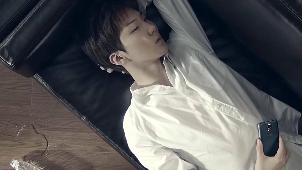 cuplikan MV "Color Ring"