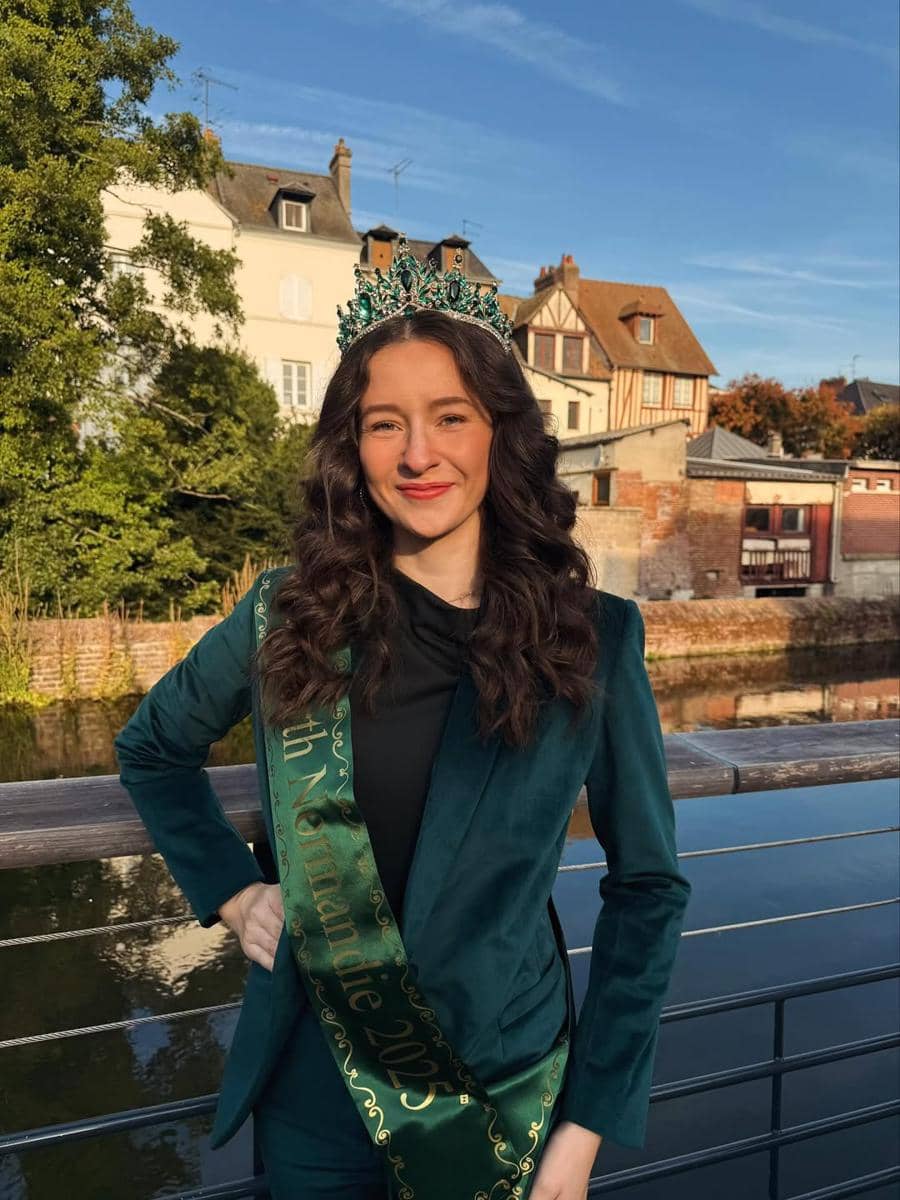 Potret Miss Intercontinental Prancis 2026, Pauline Mouchard