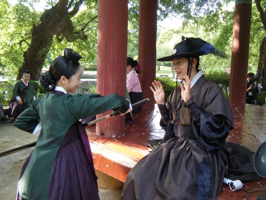 behind the scene drama Moon River