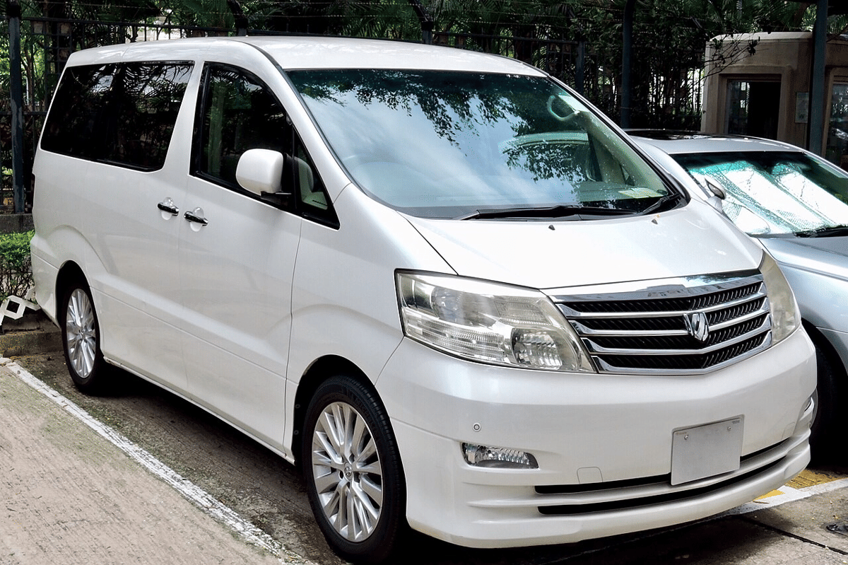  Rekomendasi Mobil Bekas Pintu Geser