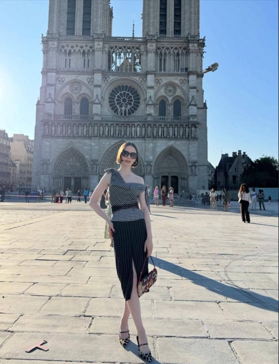 Outfit Emily in Paris Season 5