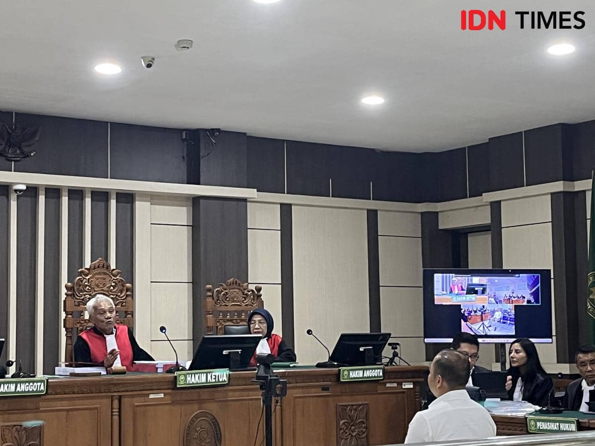 Sritex, lukminto bersaudara, iwan kurniawan