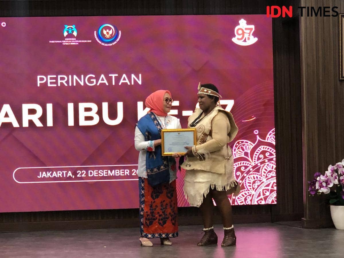 Menteri Pemberdayaan Perempuan dan Perlindungan Anak (PPPA), Arifah Fauzi, dalam acara Hari Ibu ke-97 2025, Senin (22/12/2025). (Dok. IDN Times/Regina Sofya)