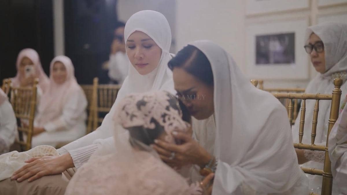 Tasyakuran 4 Bulan Kehamilan Alyssa Daguise dan Al Ghazali (youtube.com/The ALs)