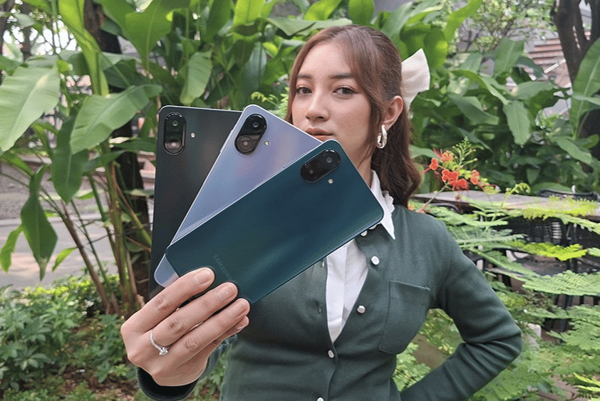 HP Entry Level Terbaik 2025