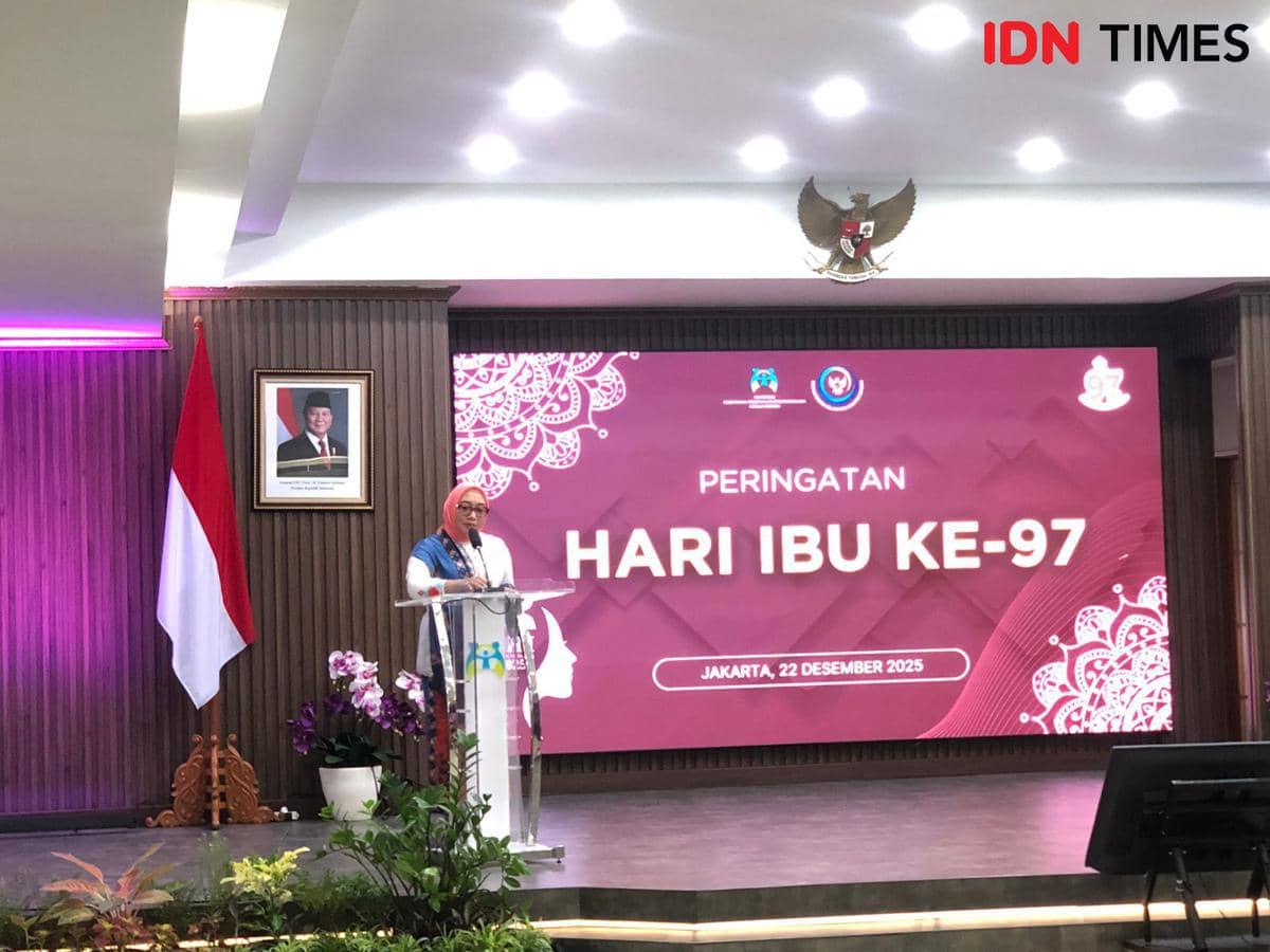 Menteri Pemberdayaan Perempuan dan Perlindungan Anak (PPPA), Arifah Fauzi, dalam acara Hari Ibu ke-97 2025, Senin (22/12/2025). (Dok. IDN Times/Regina Sofya)