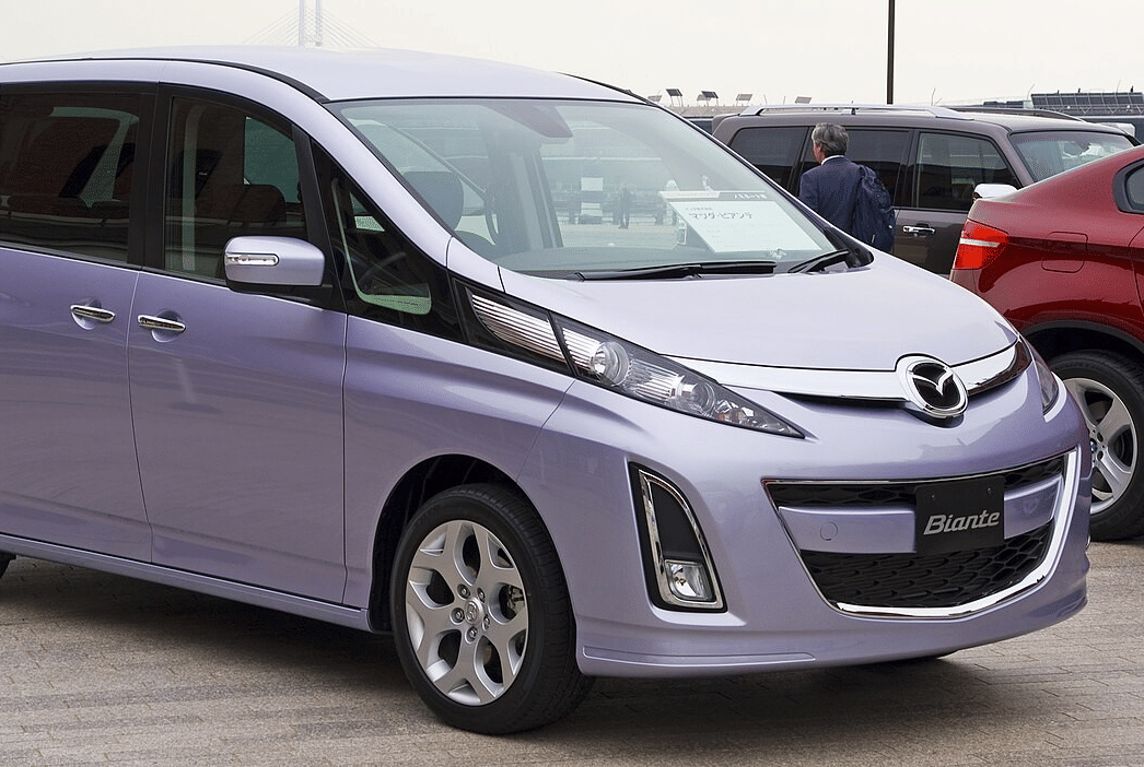 Mobil Bekas Pintu Geser