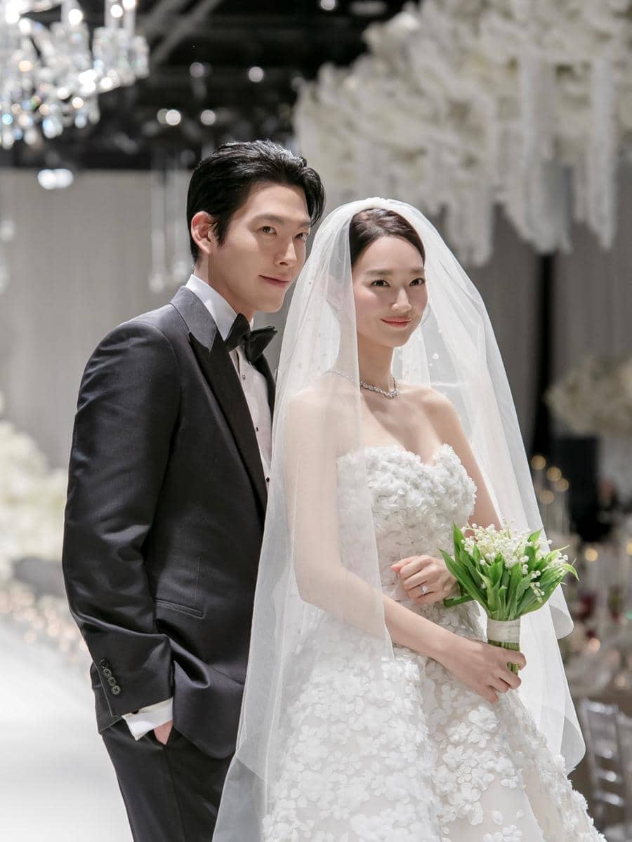 pernikahan Kim Woo Bin dan Shin Min Ah