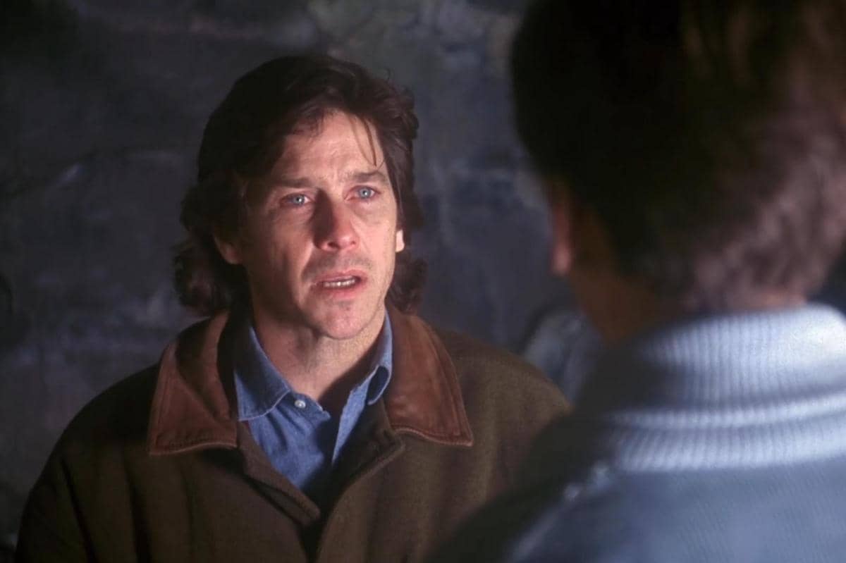 cuplikan adegan dalam film Sometimes They Come Back