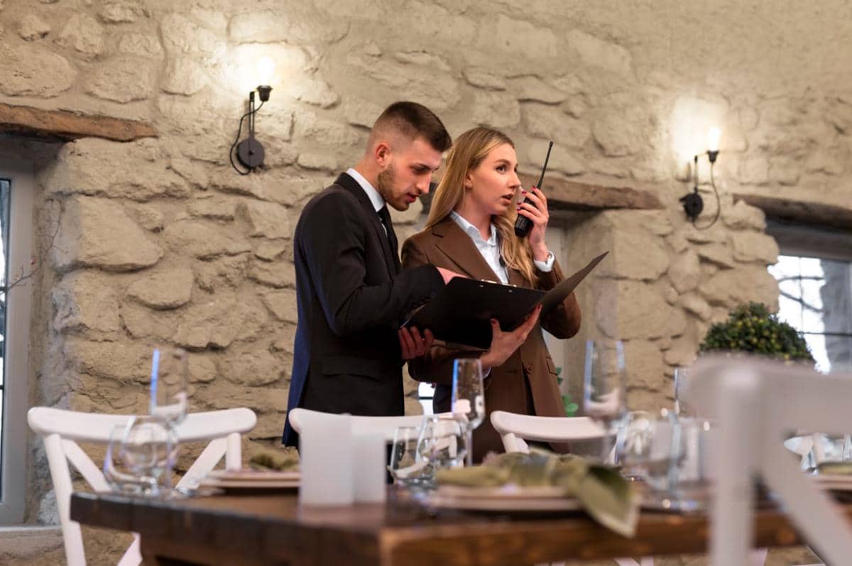 ilustrasi event organizer 