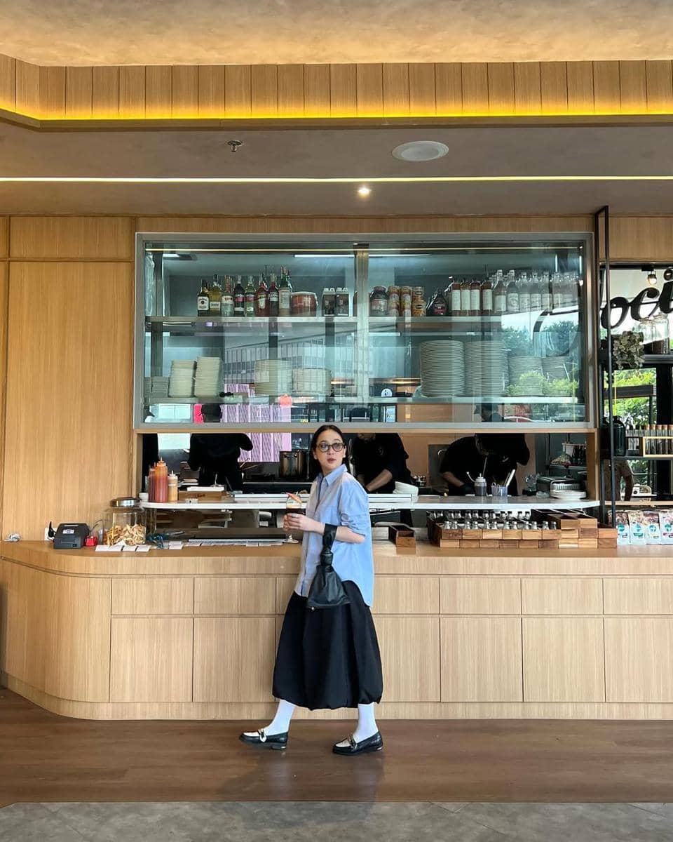 padu padan sepatu loafers ala Agatha Pricilla 