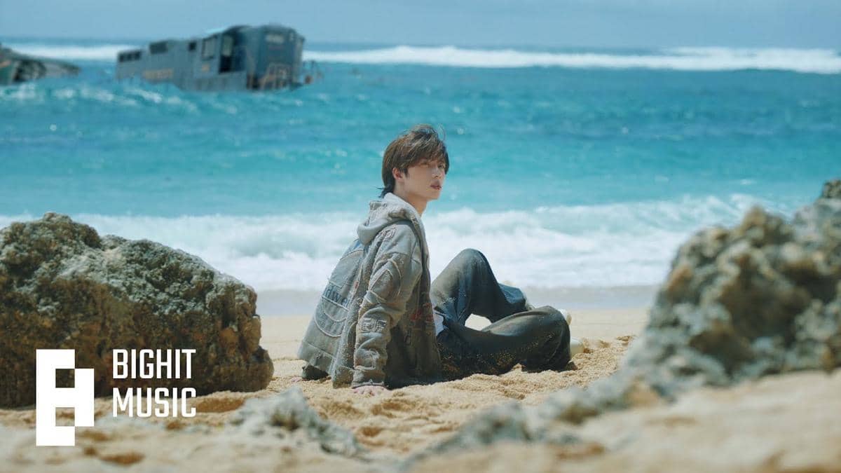 cuplikan MV "Sugar Rush Ride"