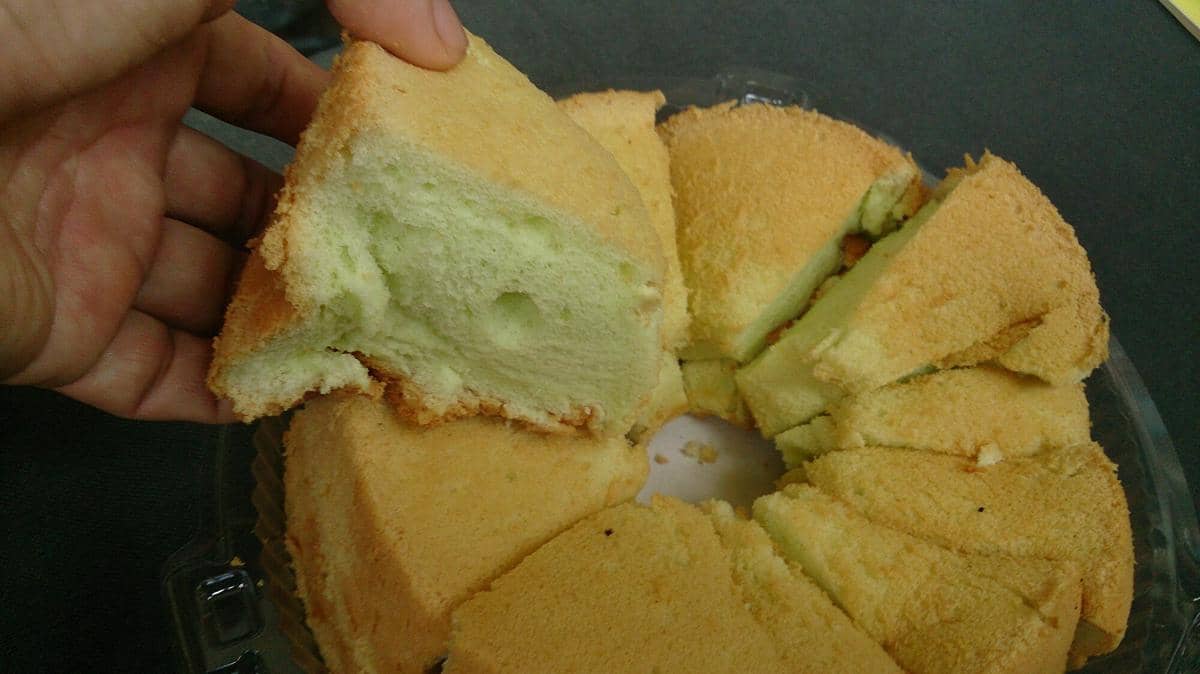 Ilustrasi chiffon cake pandan