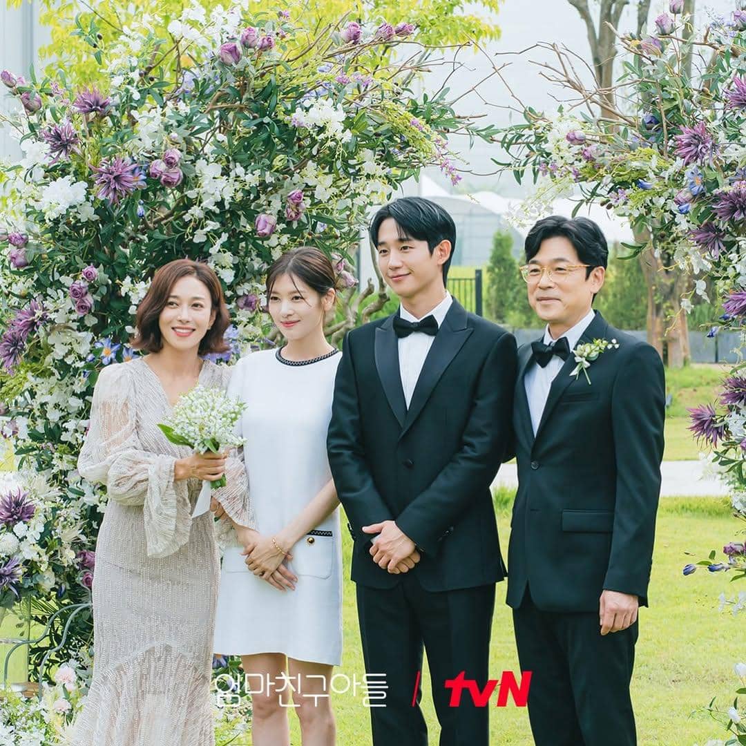 potret pernikahan di drakor Love Next Door