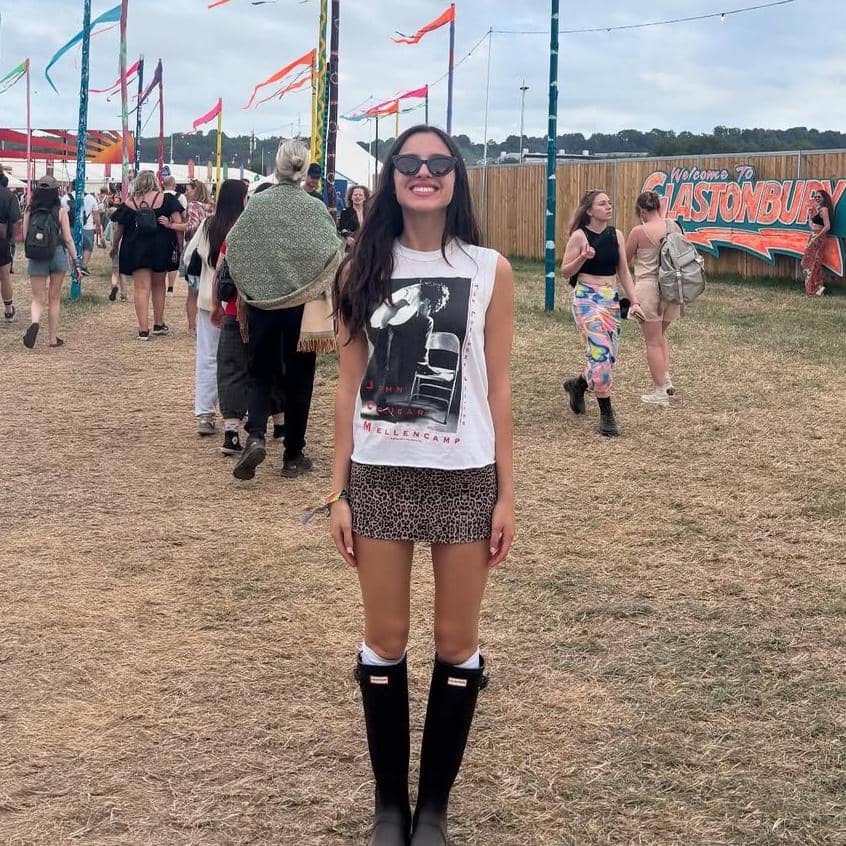 Inspirasi OOTD ala Olivia Rodrigo