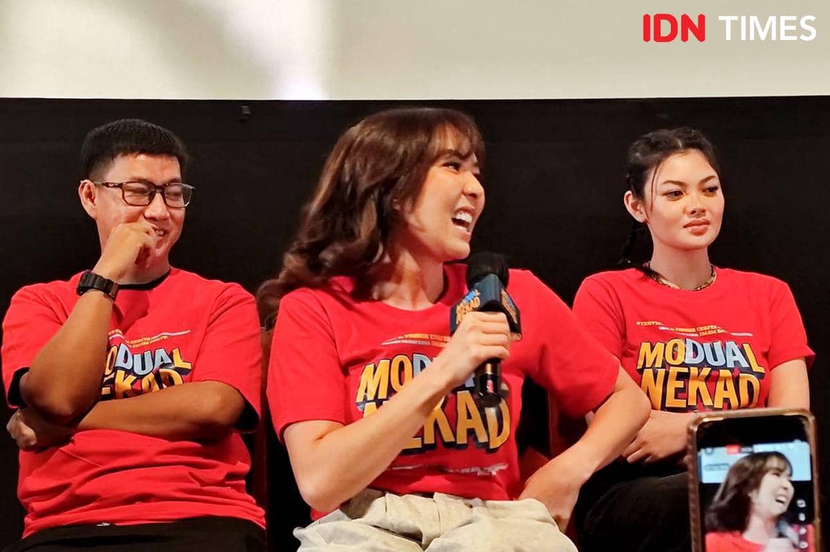 Gisel tak keberatan saat disuruh hijrah dan memakai hijab.jpg