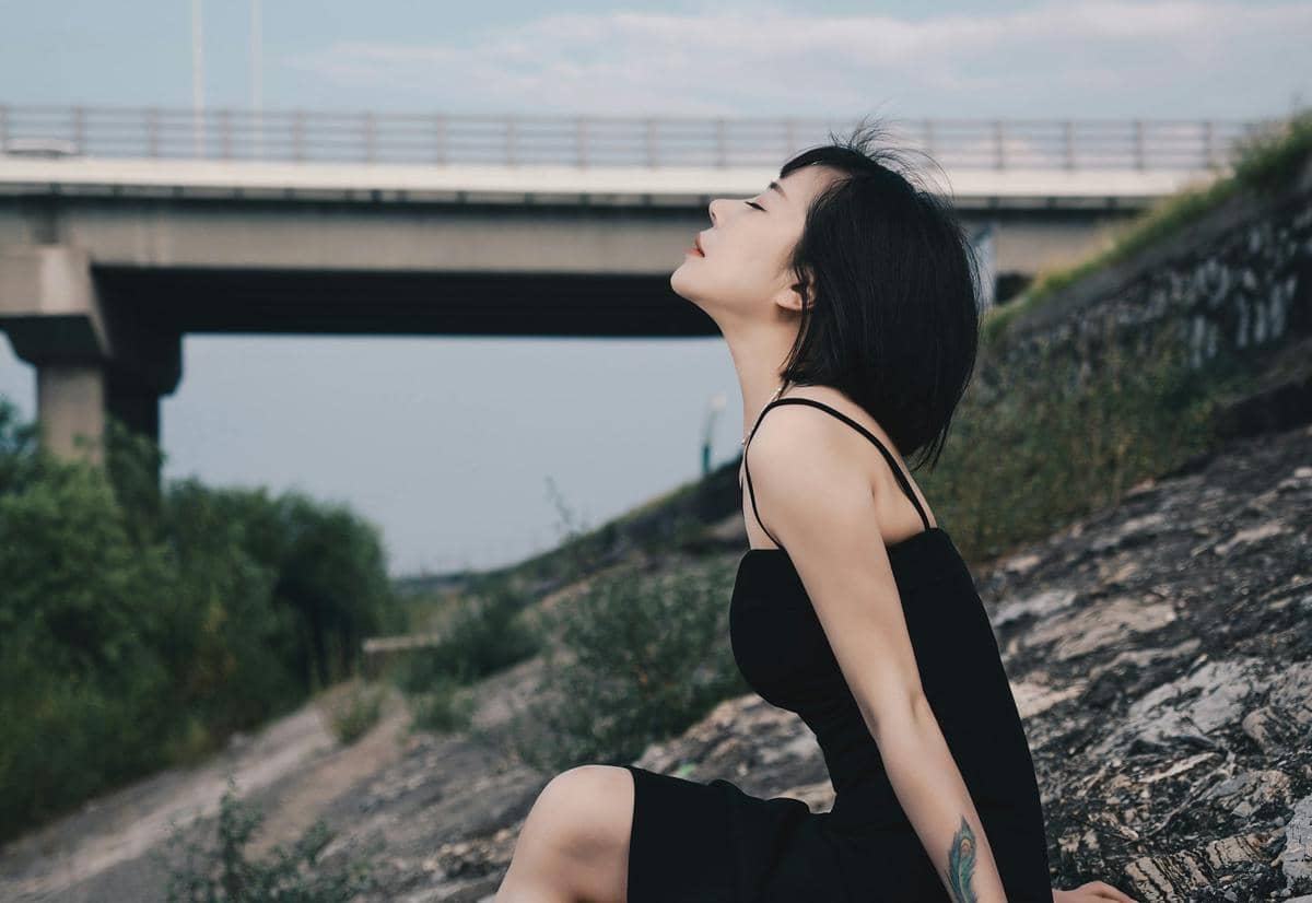 Ilustrasi merenung (unsplash.com/Photo by 光术 山影)