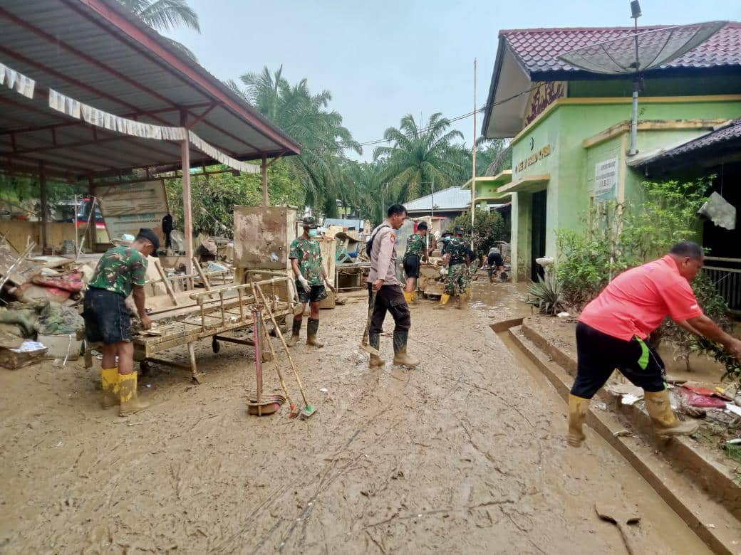 Pembersihan Fasilitas Kesehatan RSUD/Puskesmas di wilayah Aceh Tamiang