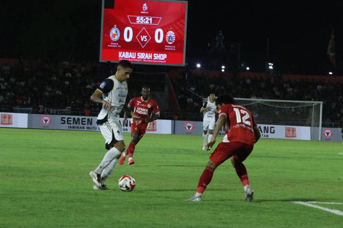 Laga Semen Padang lawan Persija di Super League 2025/26