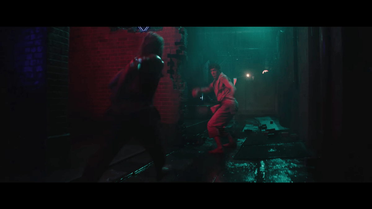 Ken lawan Ryu. (Dok. Paramount/Street Fighter, dok. Warner Bros./Mortal Kombat II)