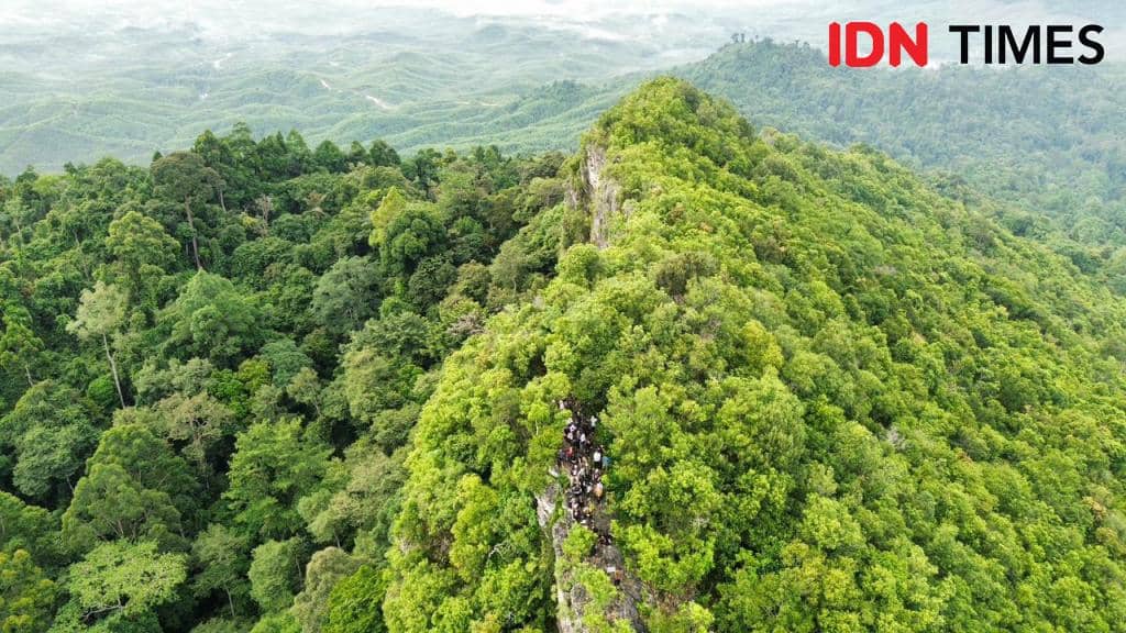 Objek wisata Gunung Parung Sepaku di IKN