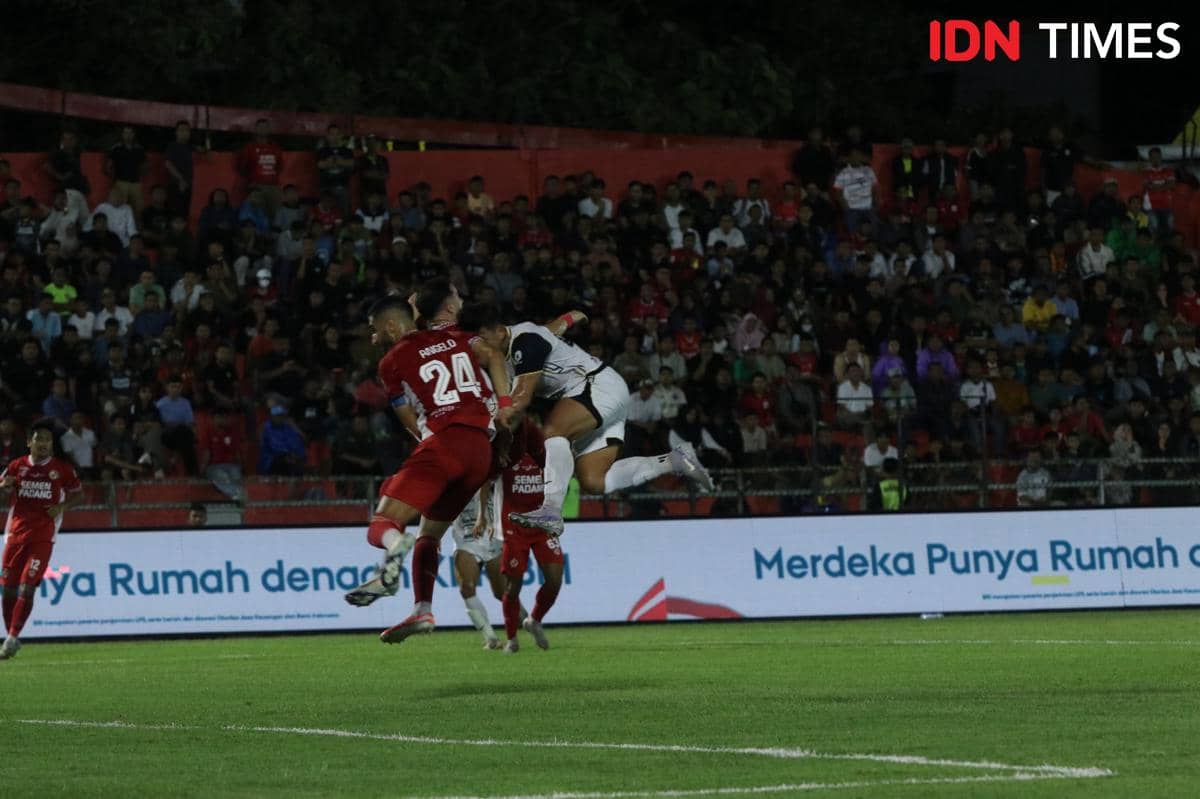 Laga Semen Padang lawan Persija di Super League 2025/26
