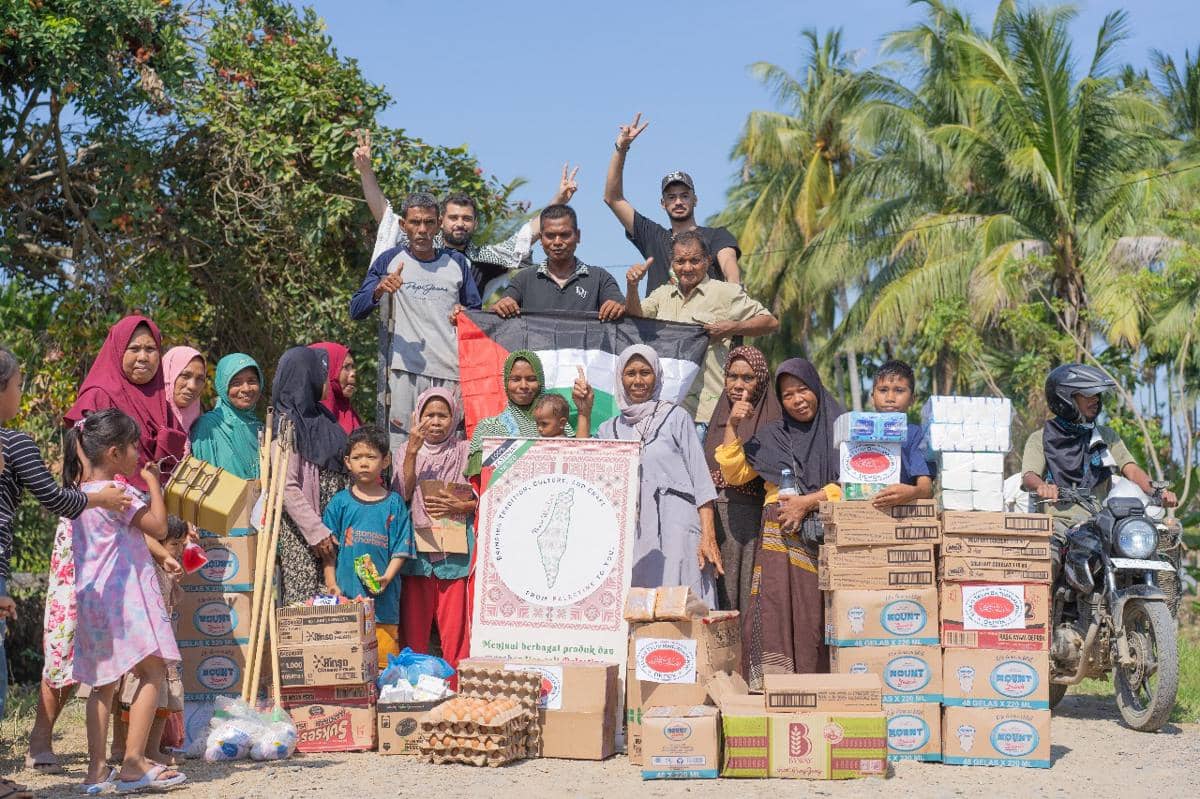 Raed Arada, alumnus Universitas Lampung (Unila), terjun langsung menjadi penggerak bantuan bagi korban banjir di sejumlah wilayah Sumatra pada 3–7 Desember 2025