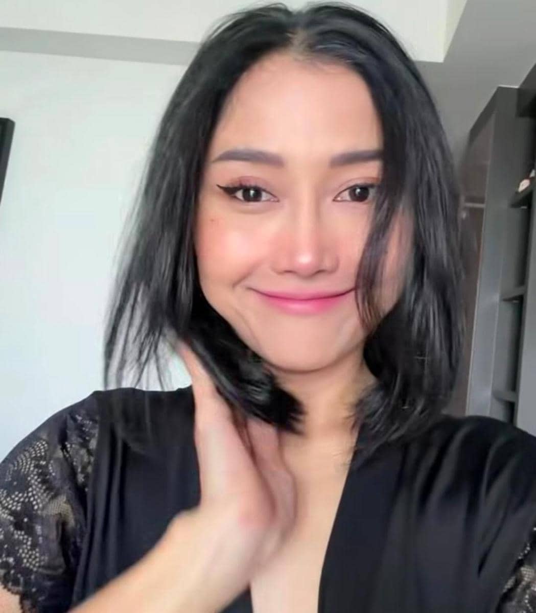 Riyuka Bunga bikin KTP baru