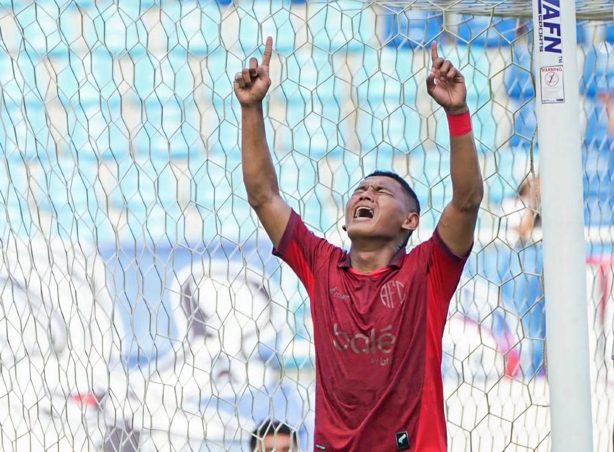 Arema FC Lepas Duo Tulehu dari Skuad