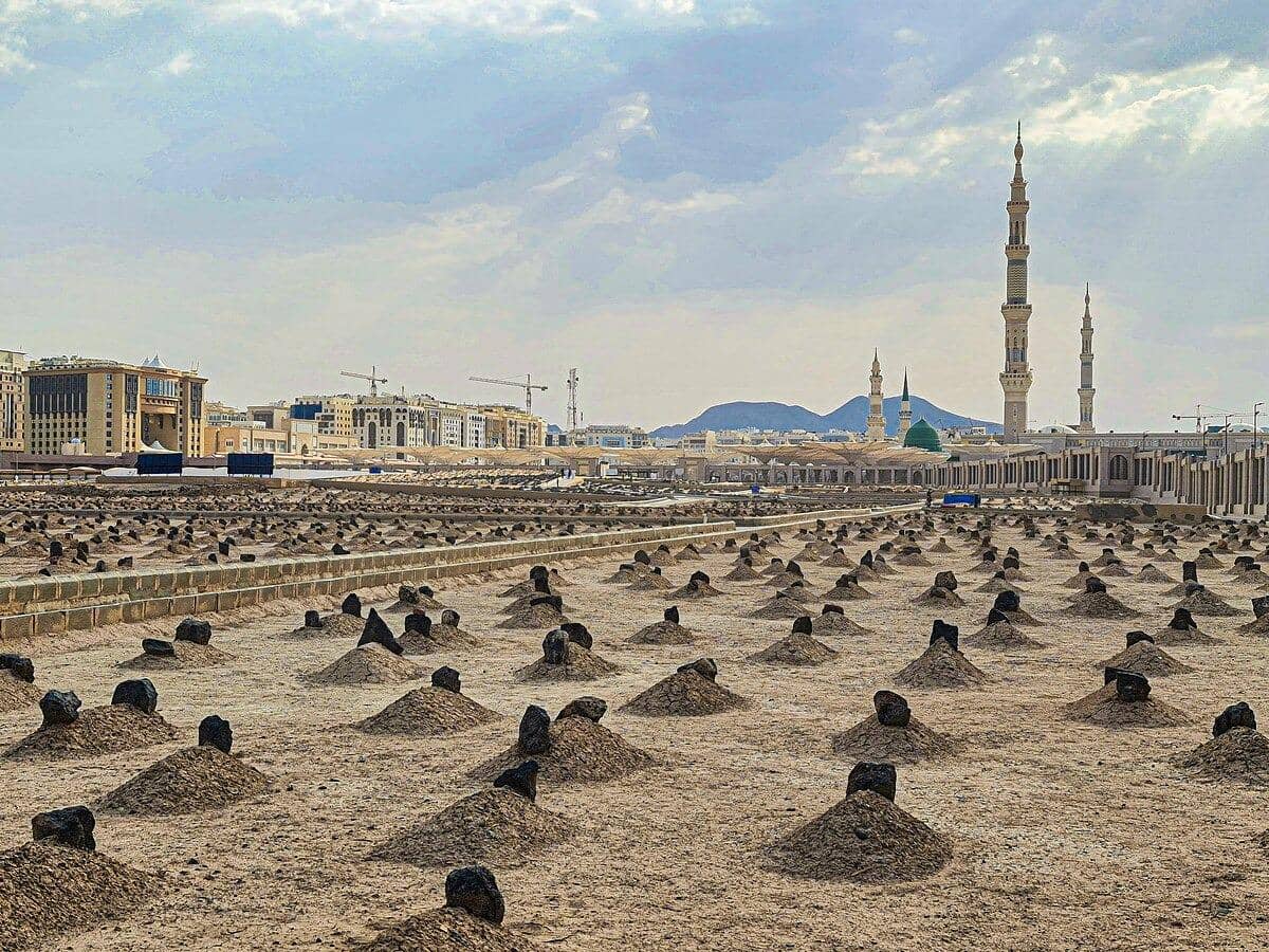 Pemakaman Al-Baqi di Madinah, Arab Saudi. 20 Juli 2021. (Saleh Al Hussain, CC BY 4.0, via Wikimedia Commons)