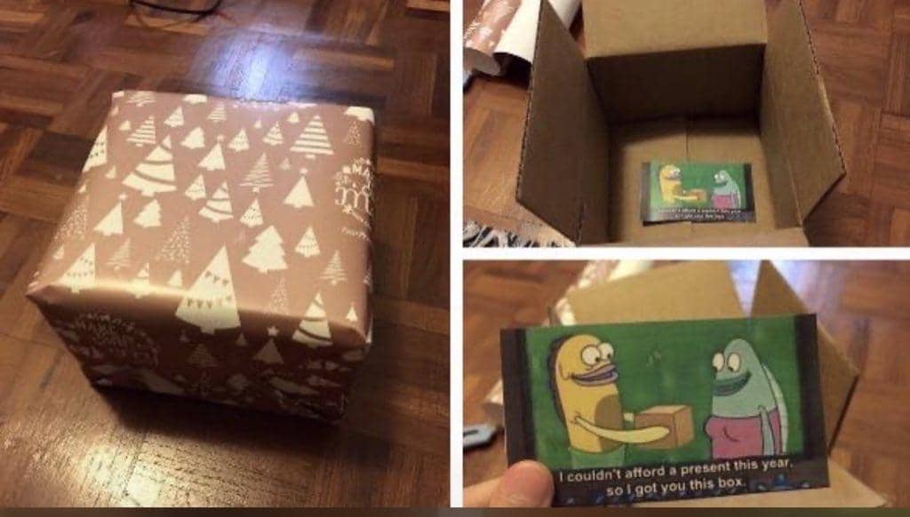 meme SpongeBob tentang dekorasi Natal