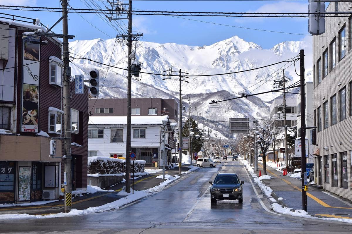 ilustrasi Hakuba di musim salju