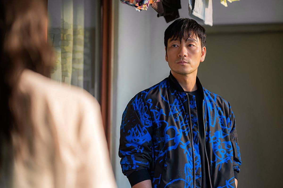 Park Hae Soo di The Great Flood