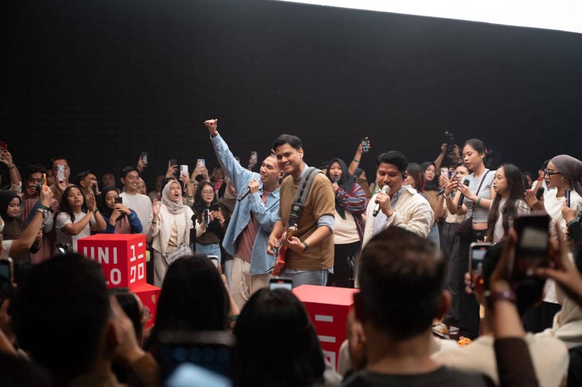 UNIQLO Holiday Jukebox