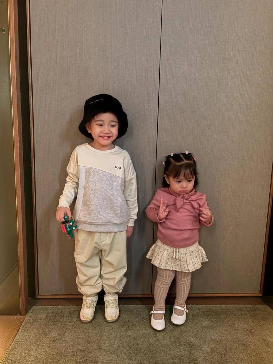 Trio R saat liburan ke London