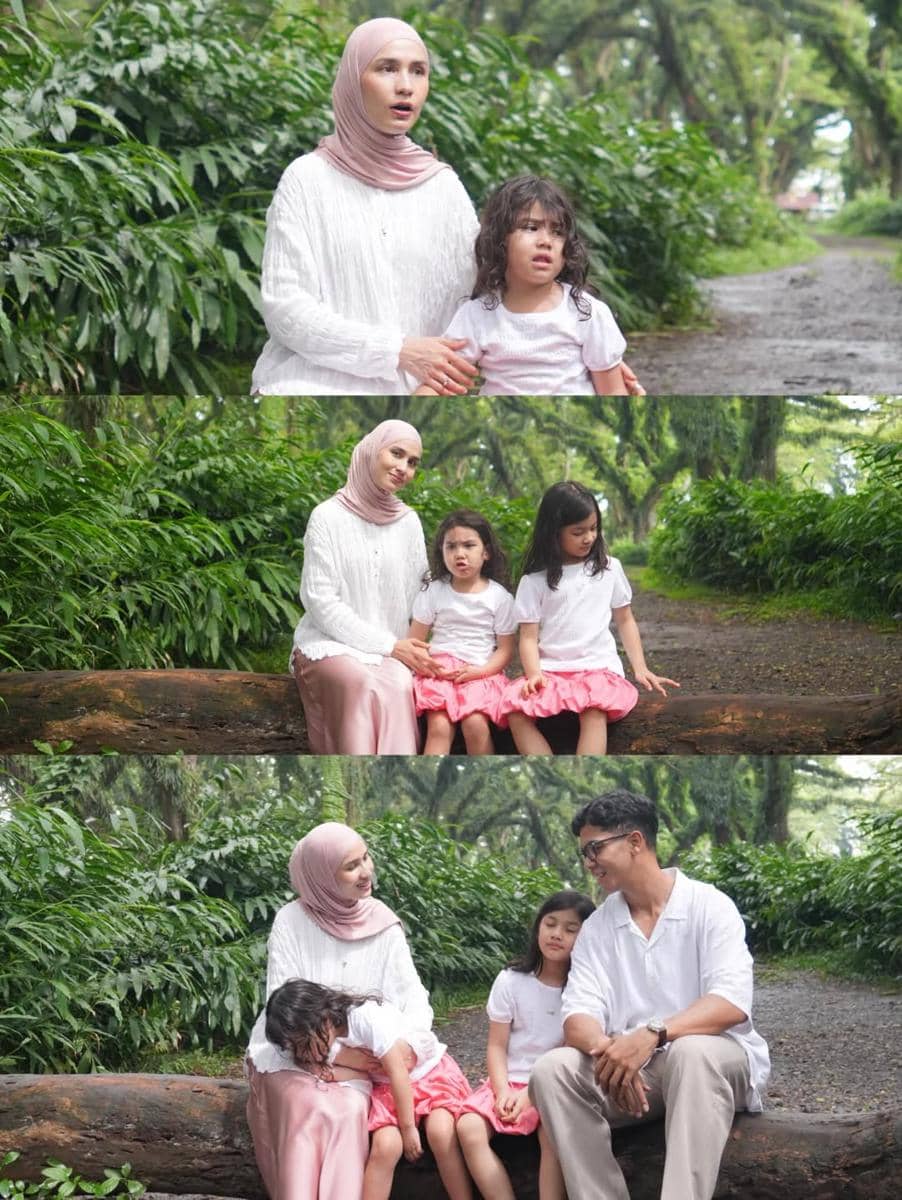 Keluarga Dwi Handayani main di Hutan De Djawatan, Banyuwangi.