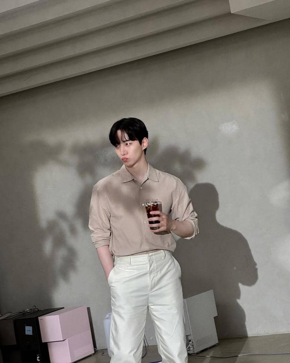 Outfit Santai ala Lee Junho