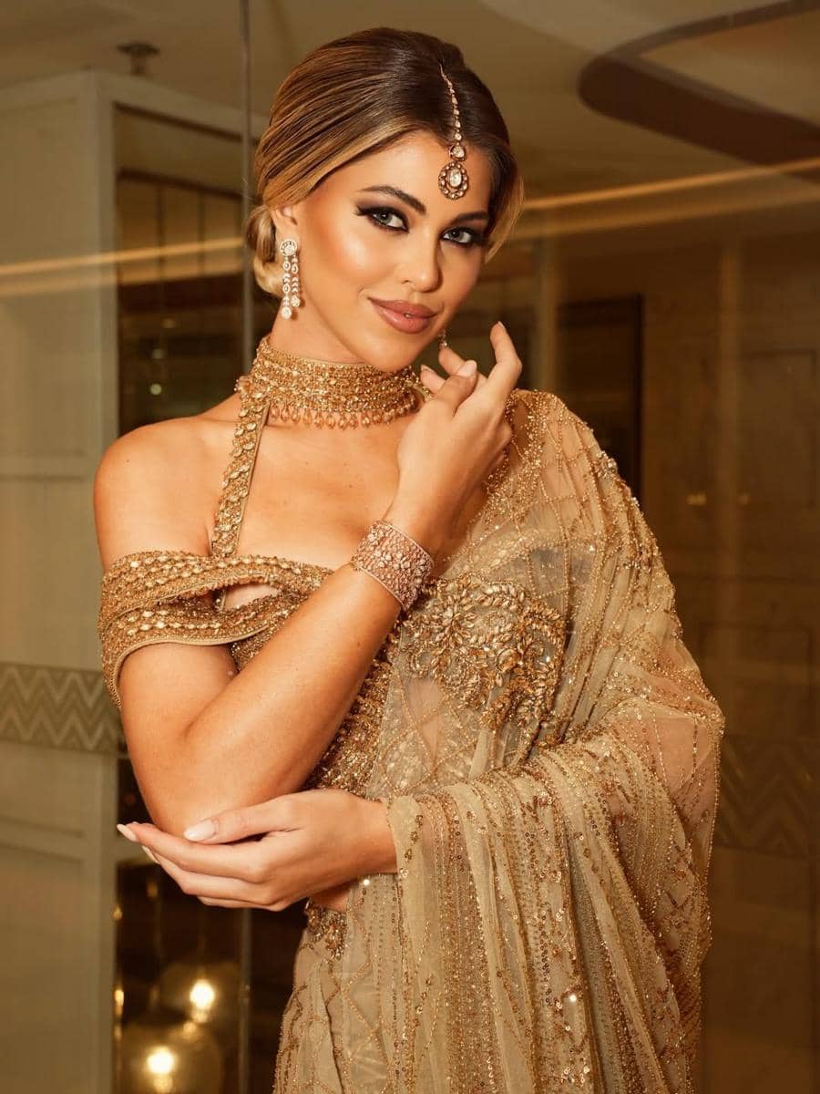 potret kunjungan Eduarda Braum Miss Supranational 2025 di India