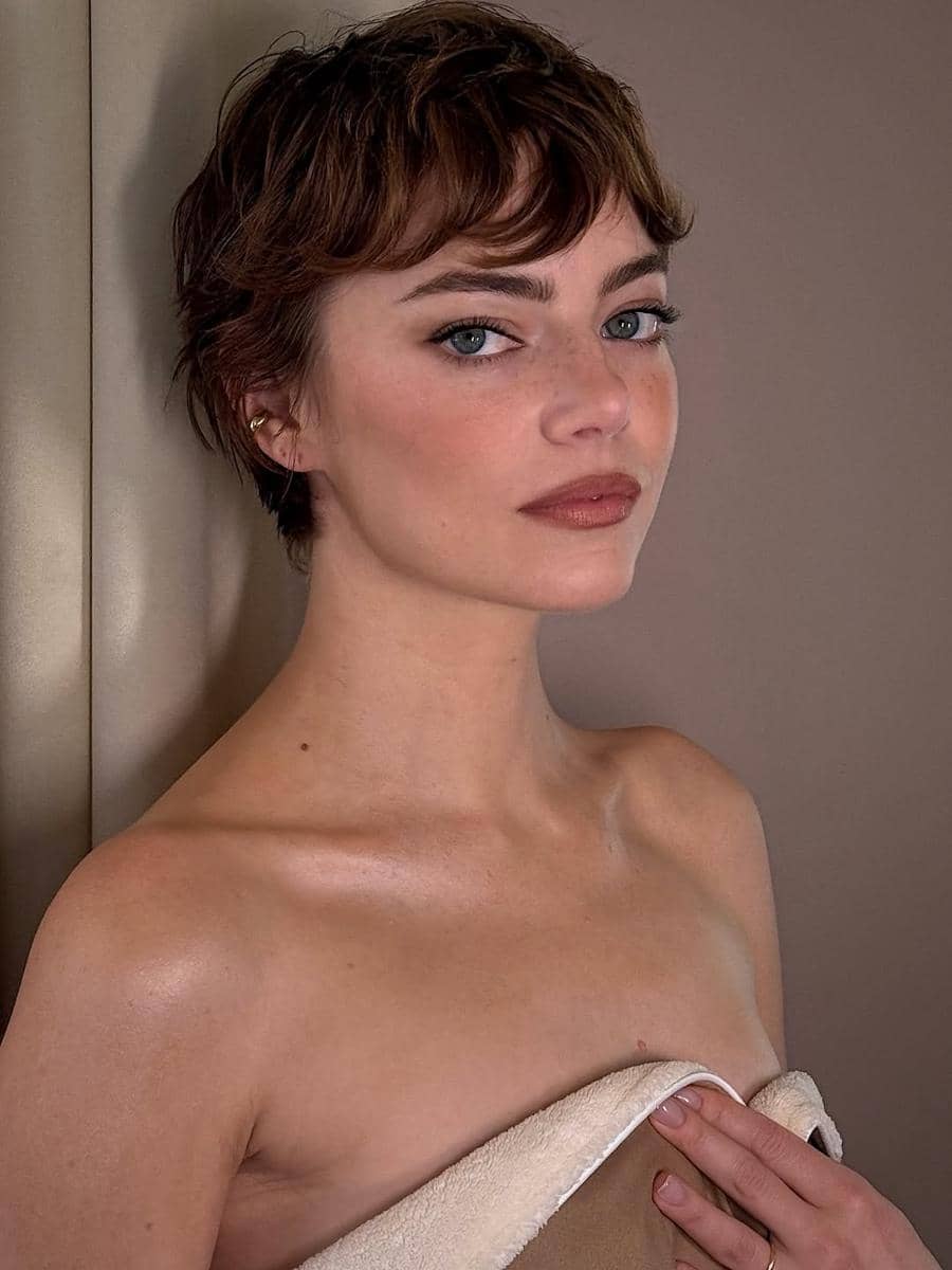 Potret gaya rambut Emma Stone 