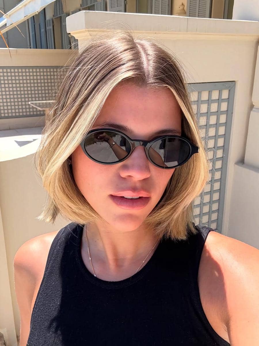 Potret gaya rambut Sofia Richie Grainge