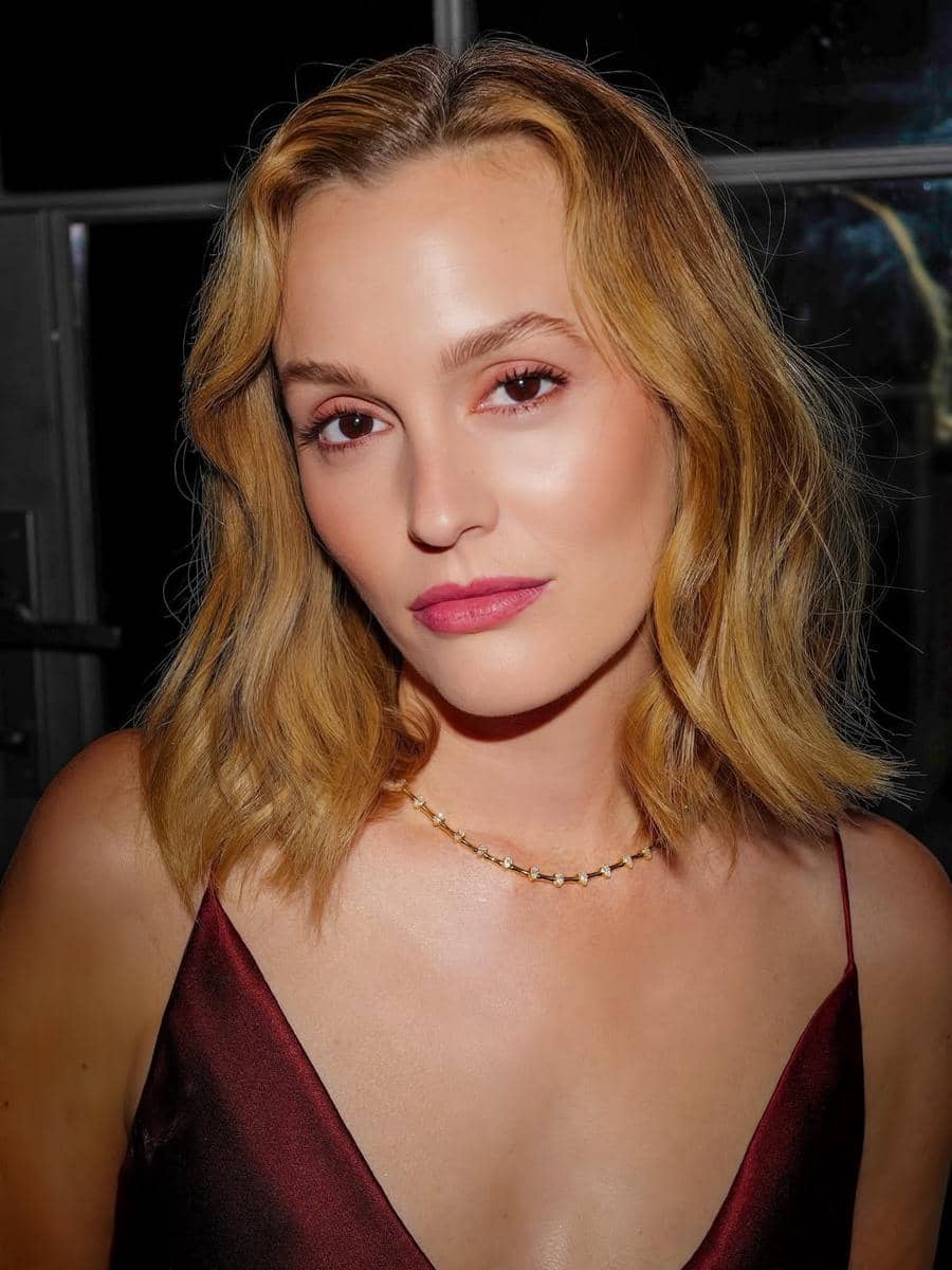 Potret gaya rambut Leighton Meester