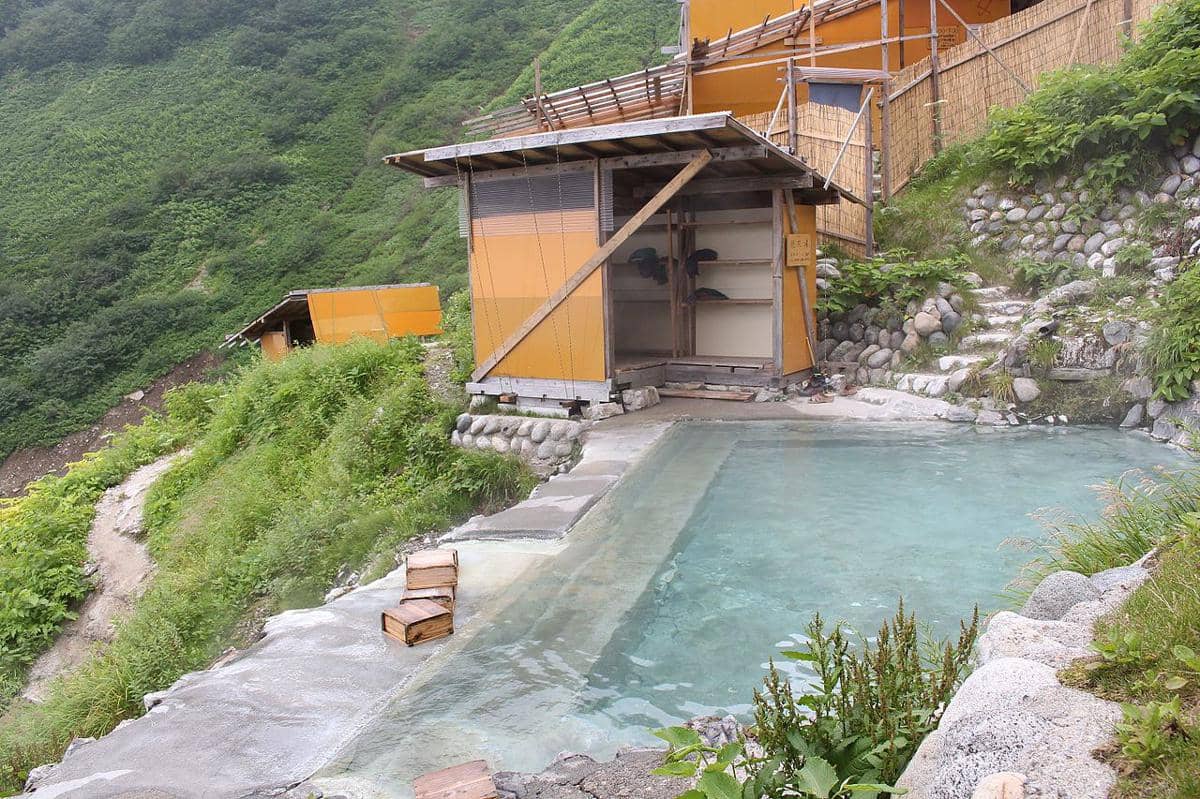 potret onsen di Hakuba 