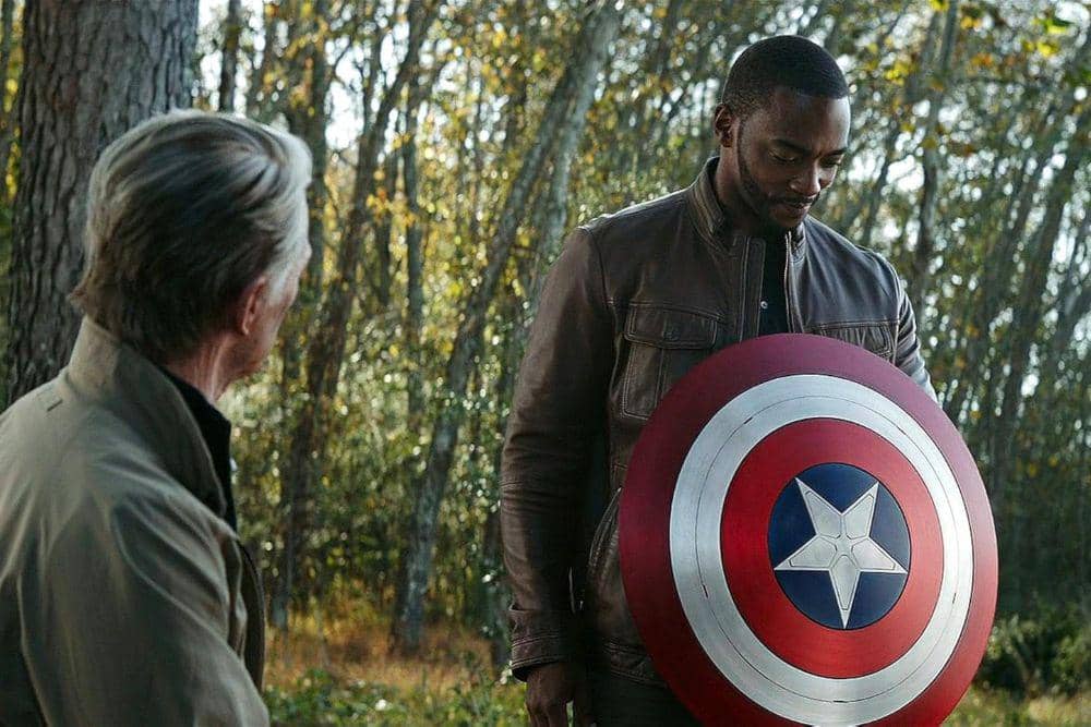 Steve Rogers dan Sam Wilson di Avengers: Endgame