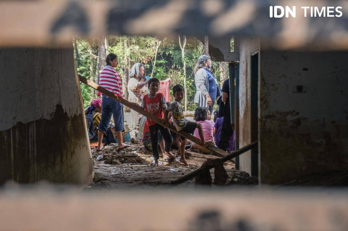 BUMN Bangun 15 Ribu Huntara buat Korban Banjir Sumatra dalam 3 Bulan